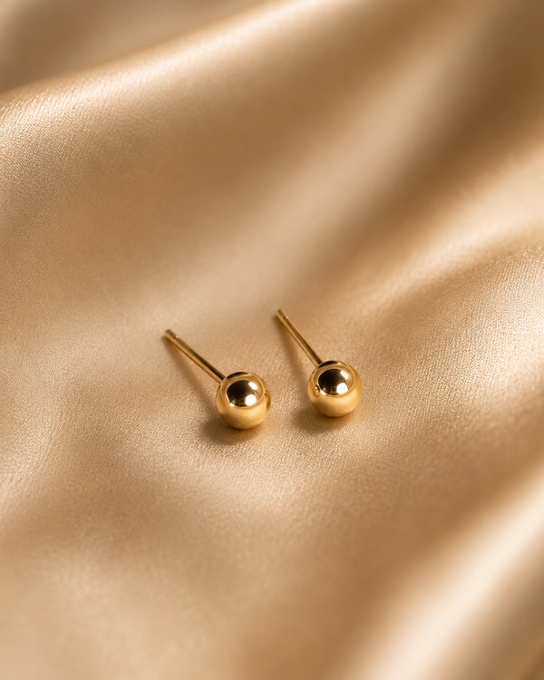Aretes dorados de bolita