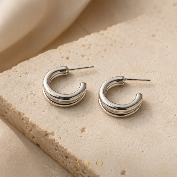 Arete plateado tipo argolla doble