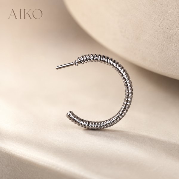 Aretes tipo argolla acanalada