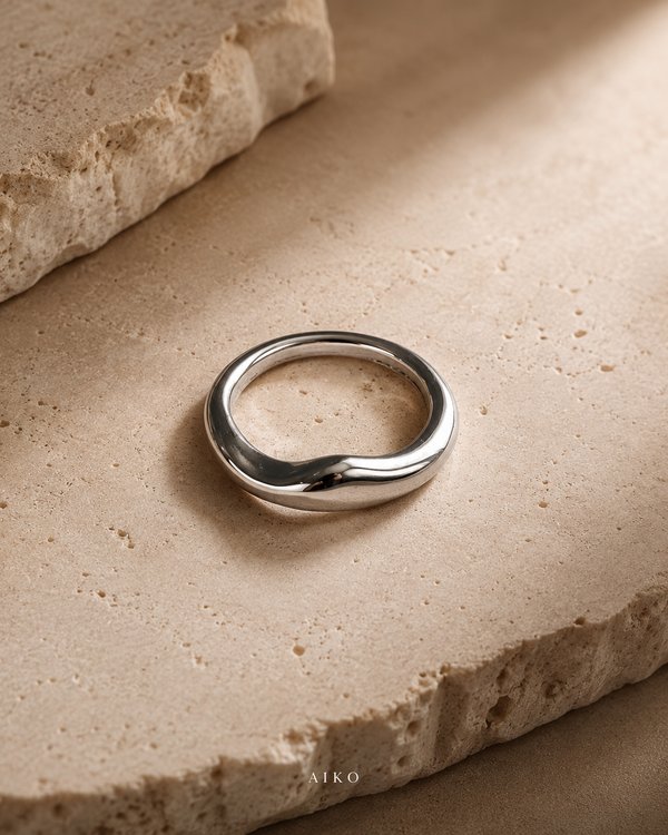 Anillo abierto irregular