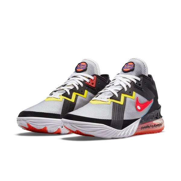 NIKE LEBRON LOONEY TOONES (calce 7US)