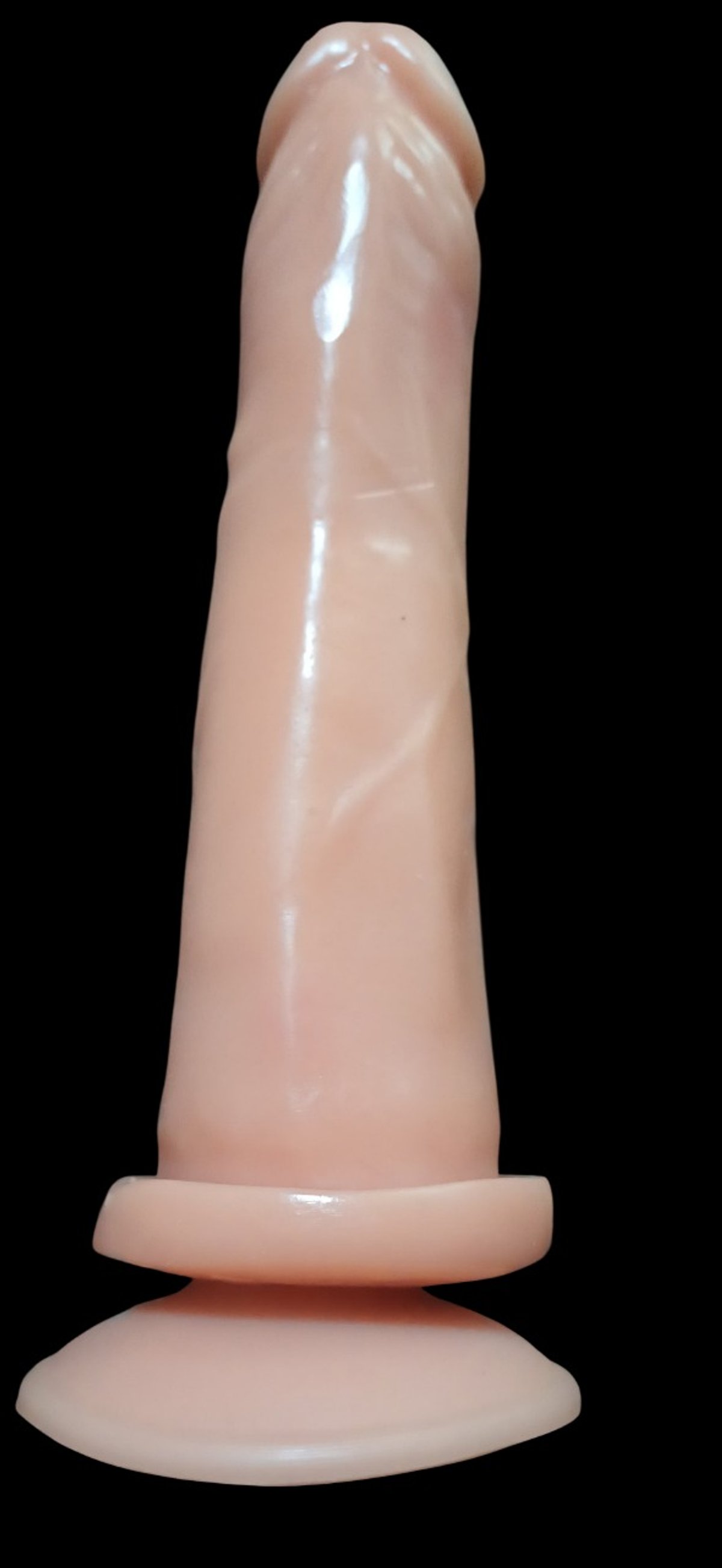 DILDO C/ VENTOSA 20X6CM