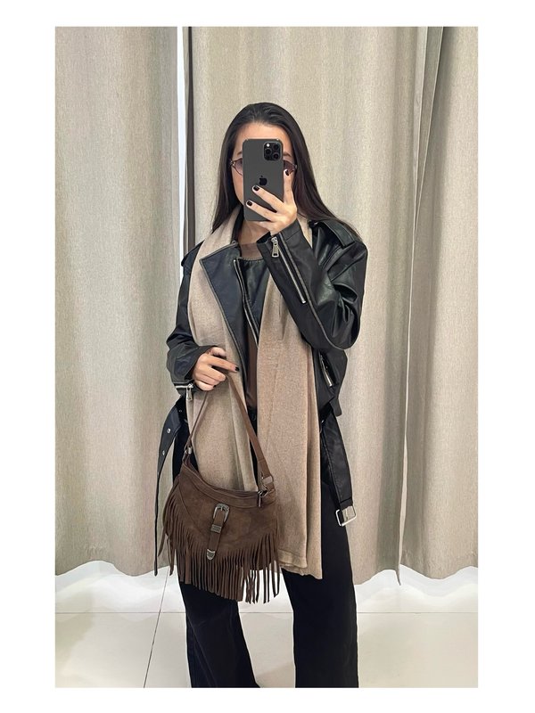 Cartera Gamuzada con flecos