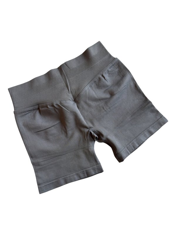 Short Fit - M    