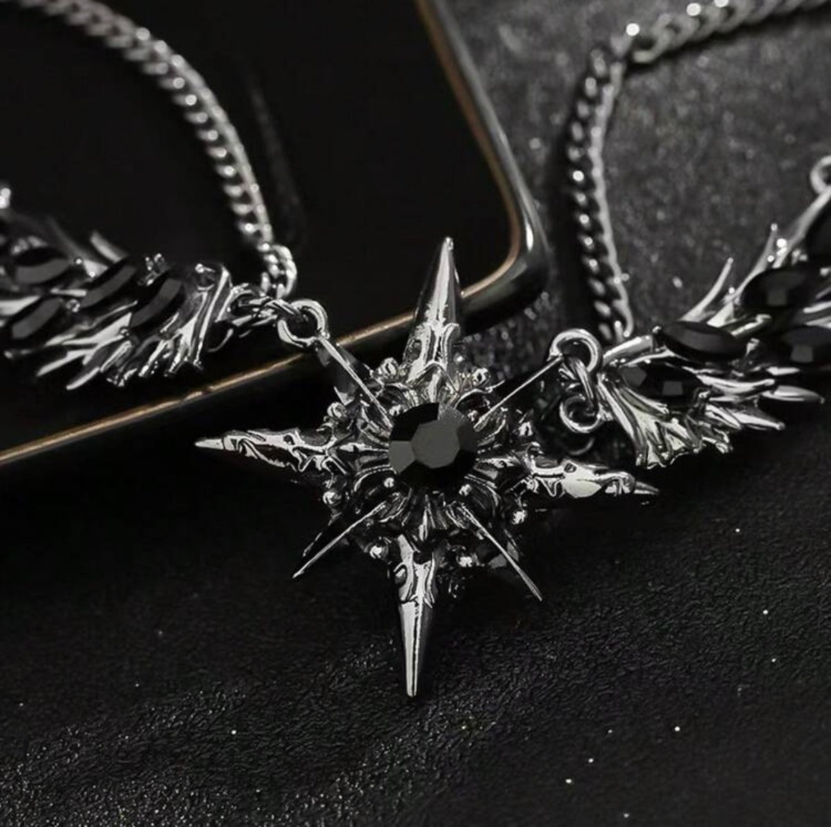 FALLEN WINGS CHAIN - 2