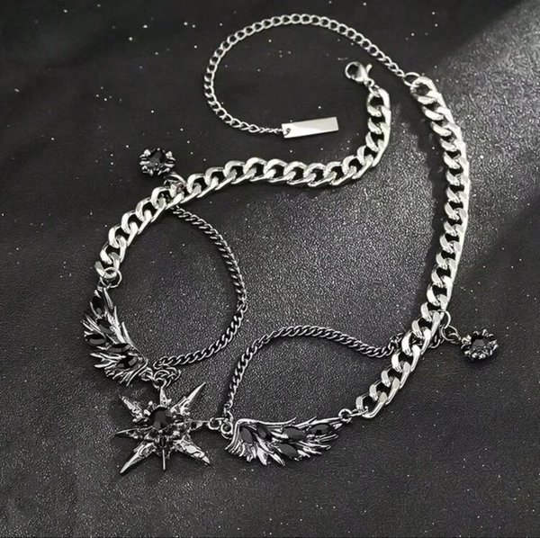 FALLEN WINGS CHAIN
