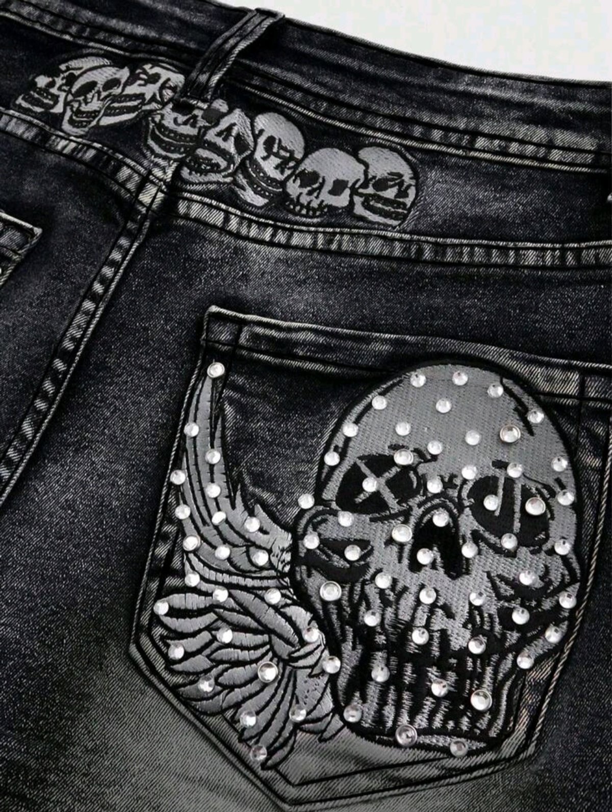Short Dark Detail - 4