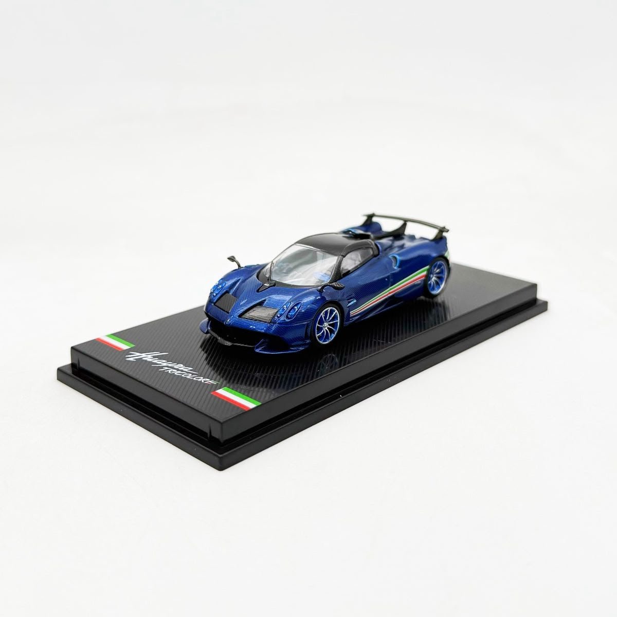 HUAYRA TRICOLORE  - 5