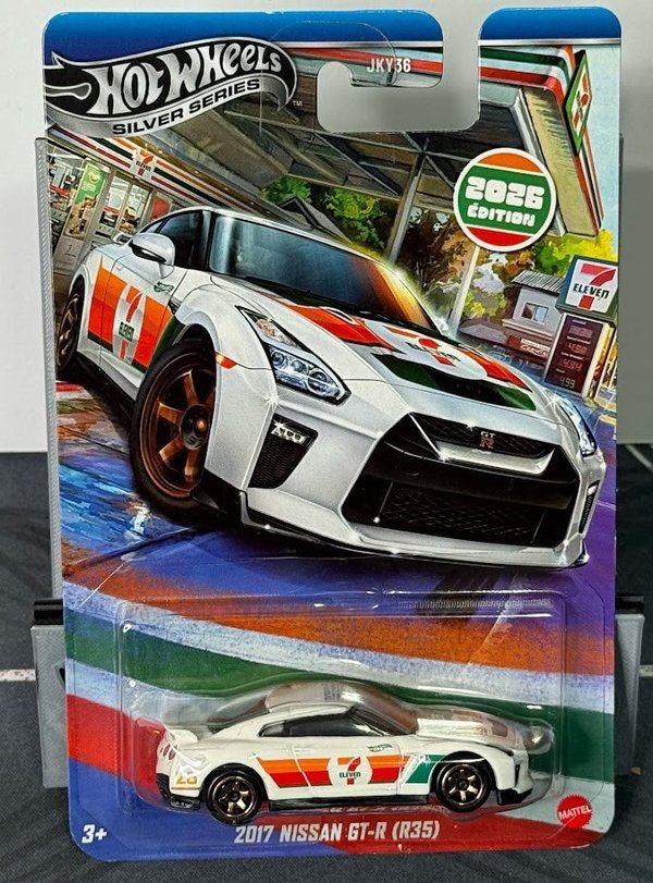 NISSAN 2017 GT-R (R35) 7 ELEVEN 