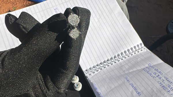  Aros redondos con brillo intenso 