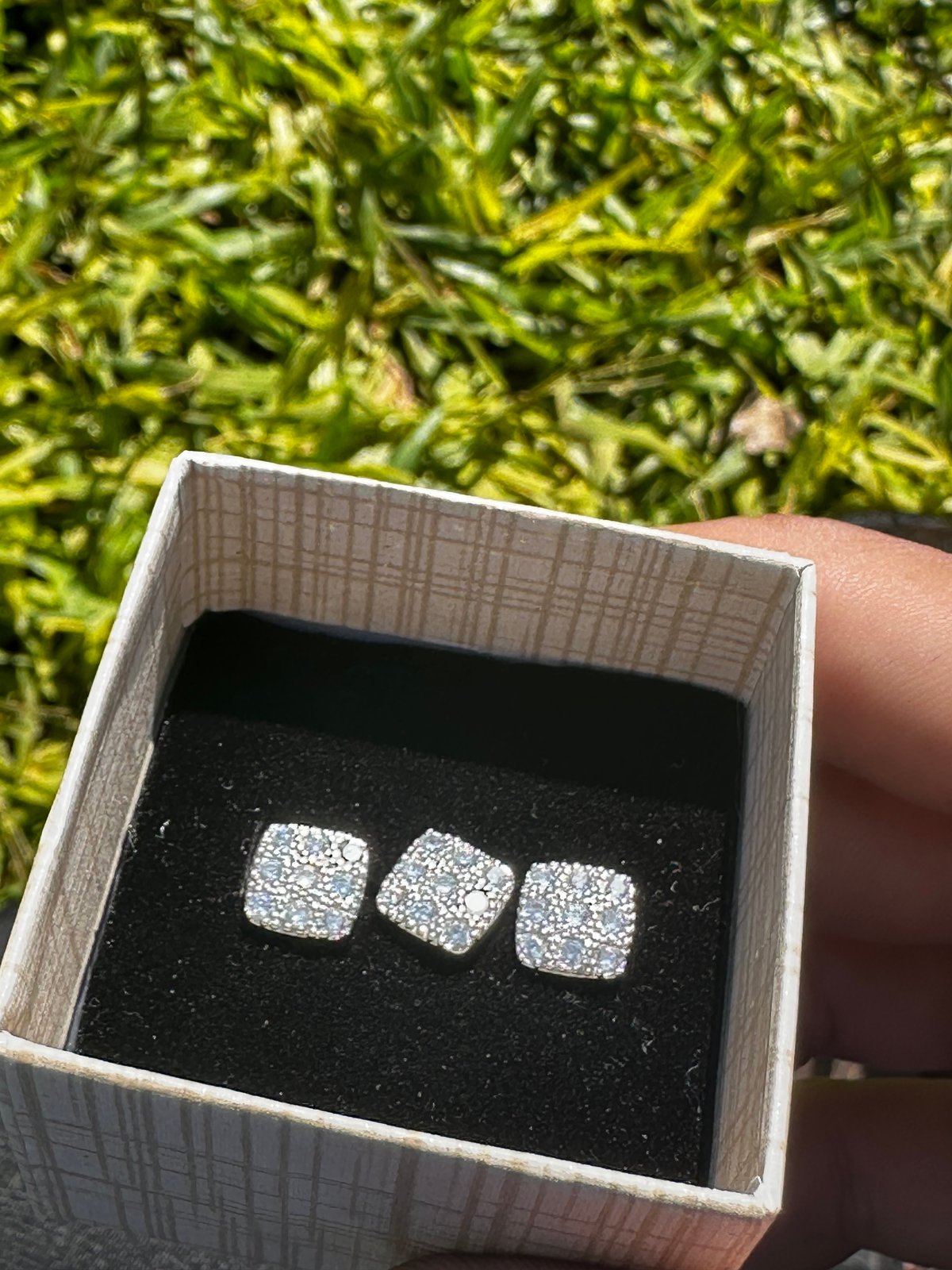 Aros cuadrados  enchapado en plata con mini brillos  - 2
