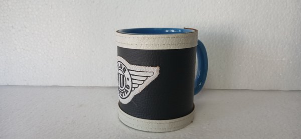 Tazas forradas en cuerina Club Libertad