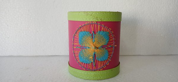 Tazas forradas en cuerina con Ñanduti