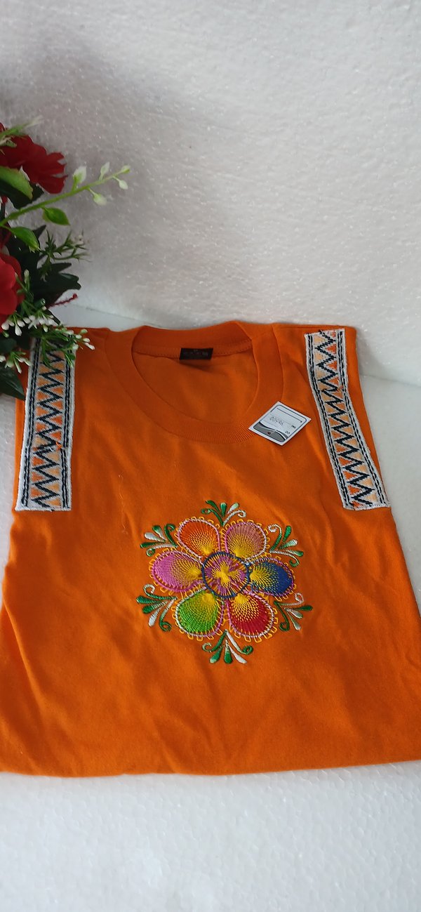 Remera de Algodón Fem  Color Cálido1