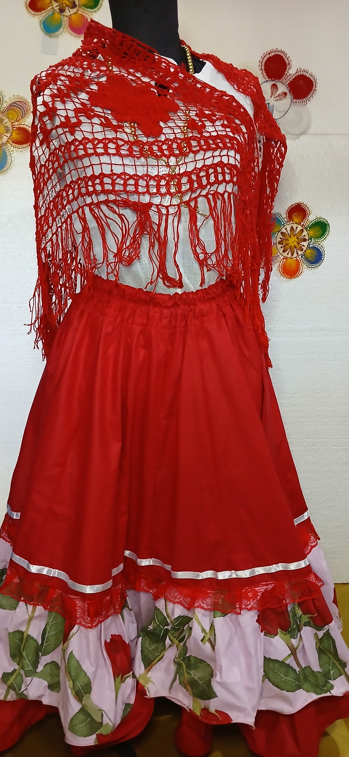 Pollera DP Rojo con detalles de estampado - 2