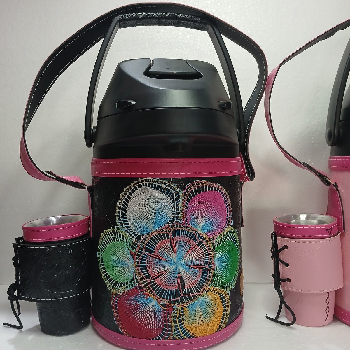 Termo decorado con artesanía - 3