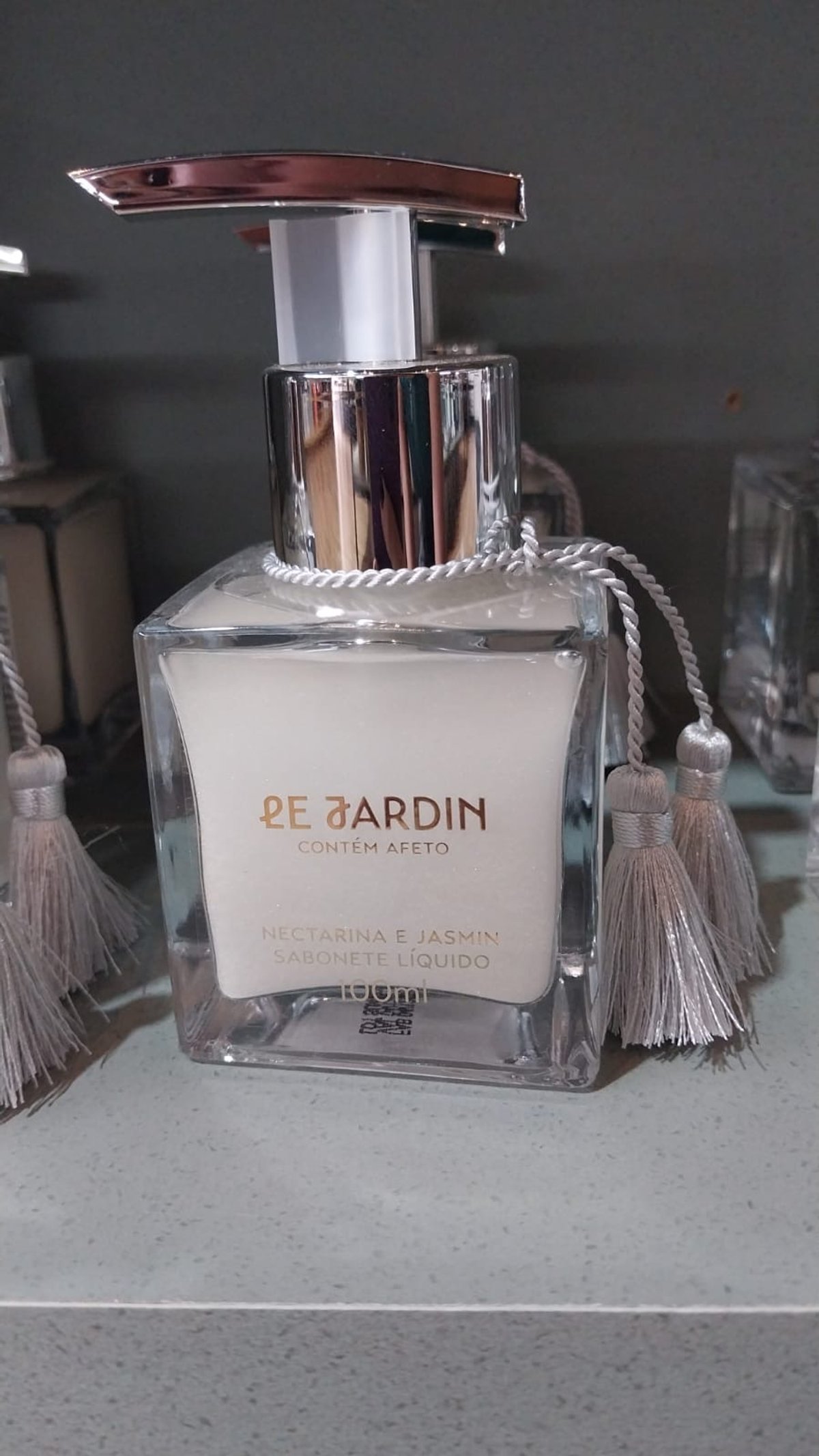 Sabonete líquido nectarina e Jazmin 100ml