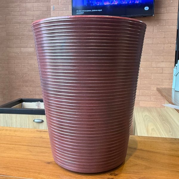 Vaso azaleia risque 44 vermelho merlot