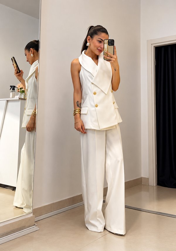Conjunto Sastrero Chaleco con Solapa y Pantalón