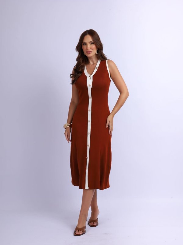 Vestido de Hilo Brasilero con Botones Dorados