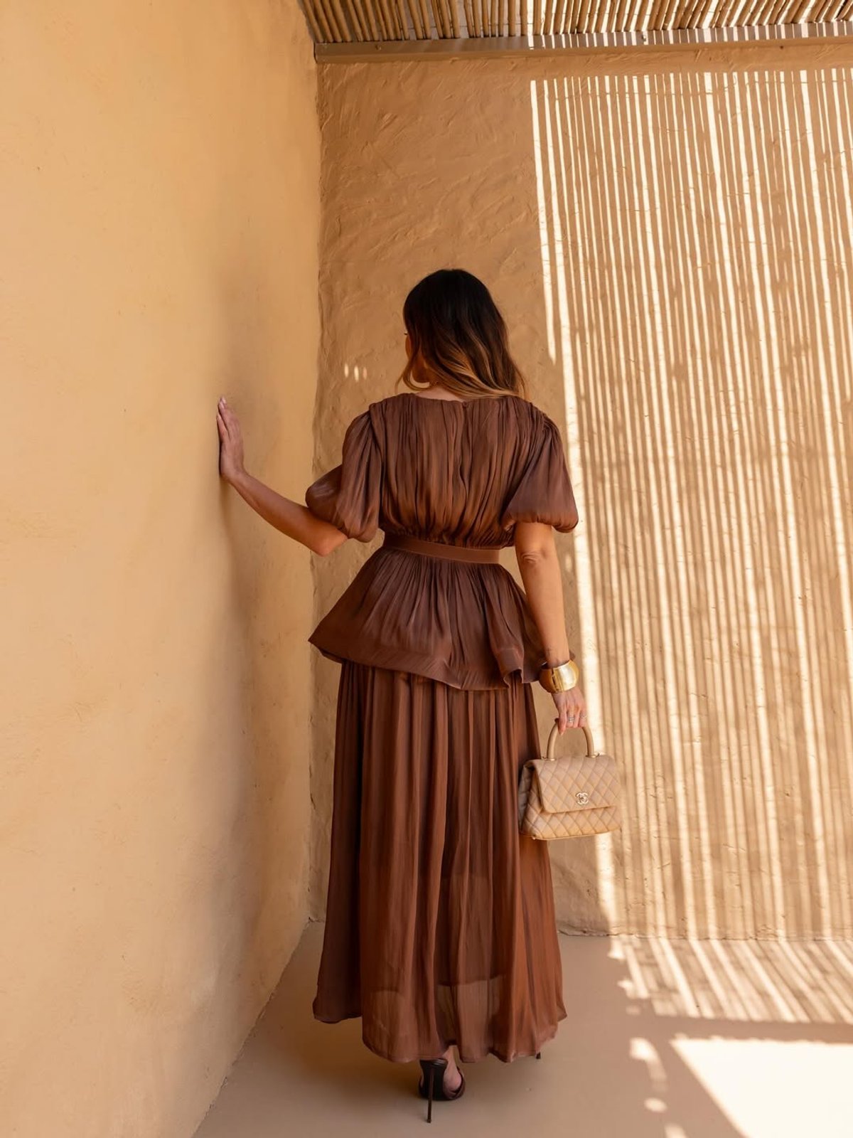 Vestidos Marrón Elegante con Cinturón  - 2