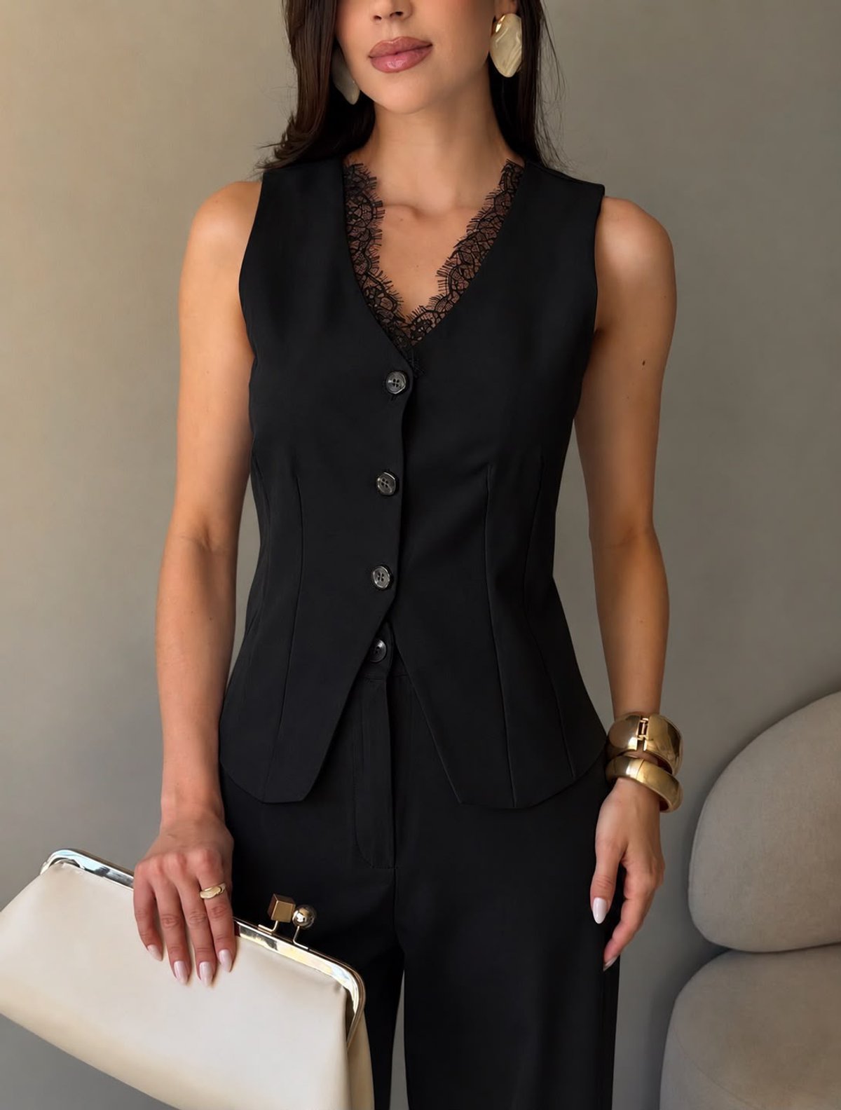 Conjunto Sastrero Chaleco y Pantalón detalles de Encaje en el Cuello - 3