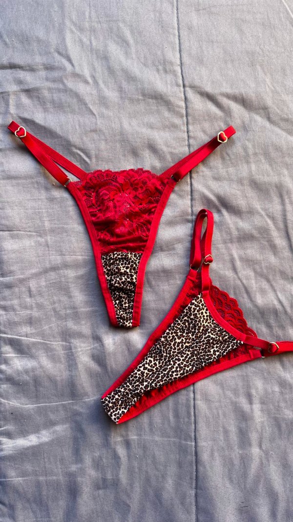 Tanga Animal Print con Encaje 