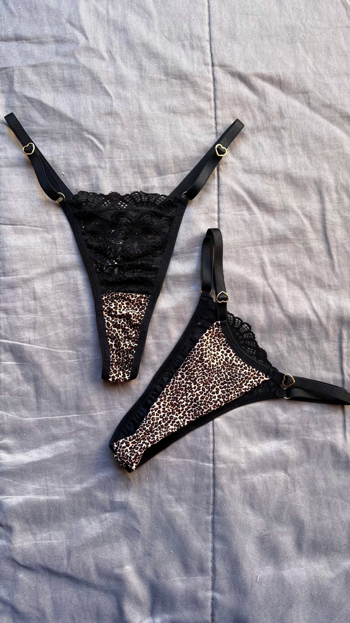 Tanga Animal Print con Encaje  - 3