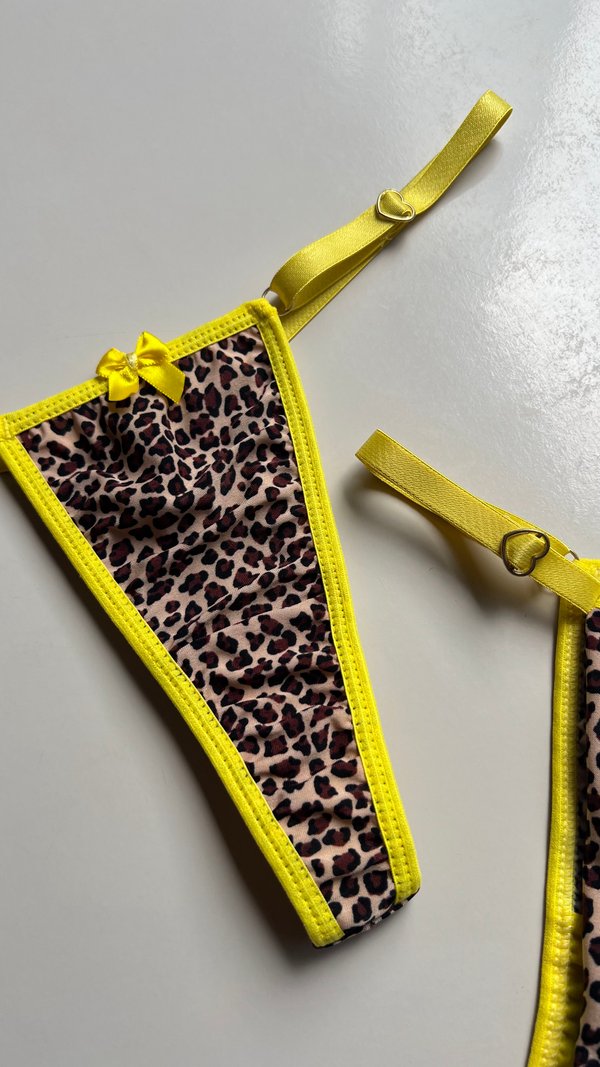 Tanga Animal Print liso 