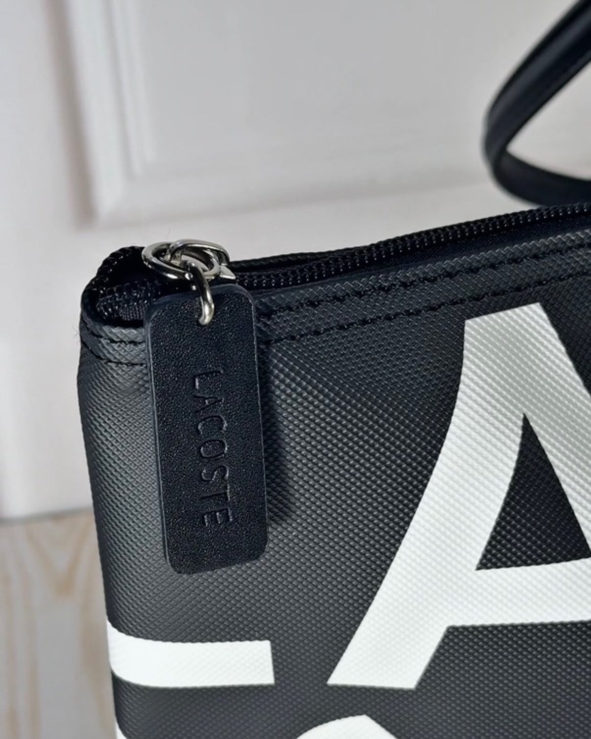 Lacoste Medium Tote - 3