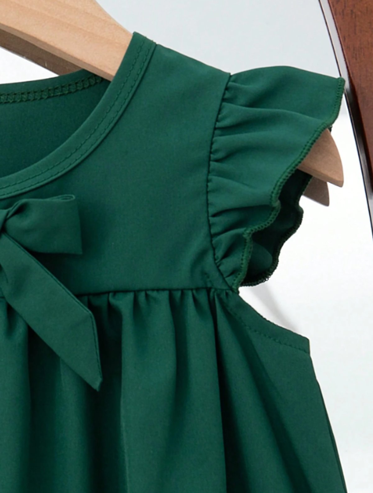 Vestido verde con moño - 4