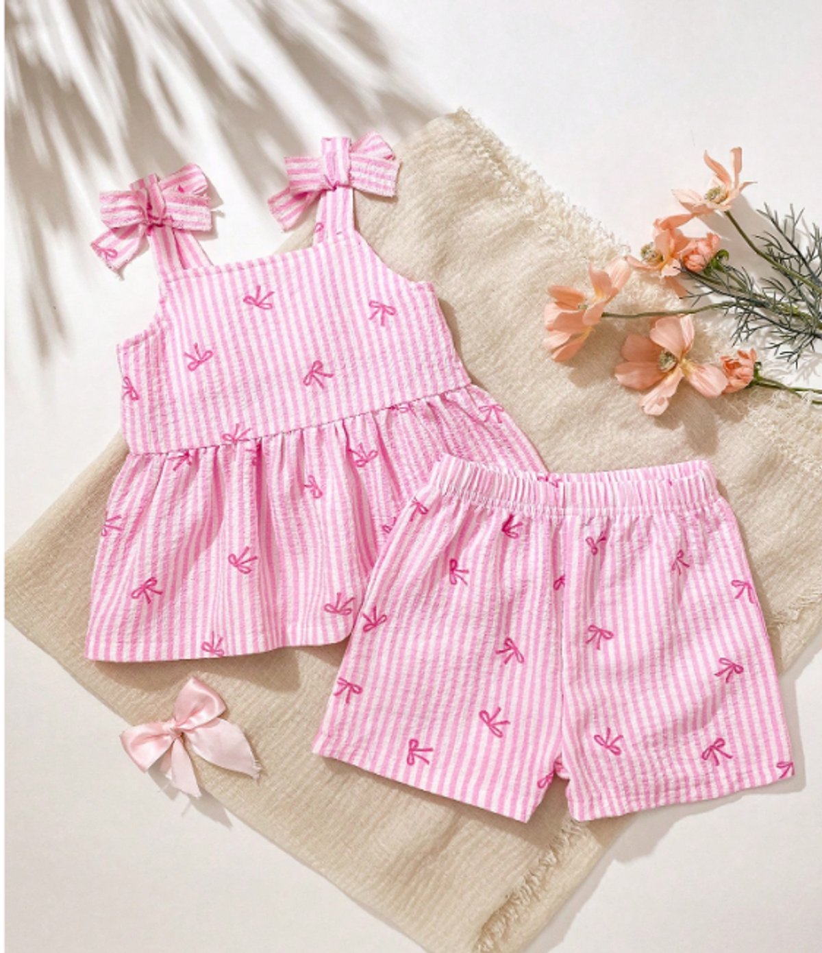 Conjunto rosa a rayas con blusita