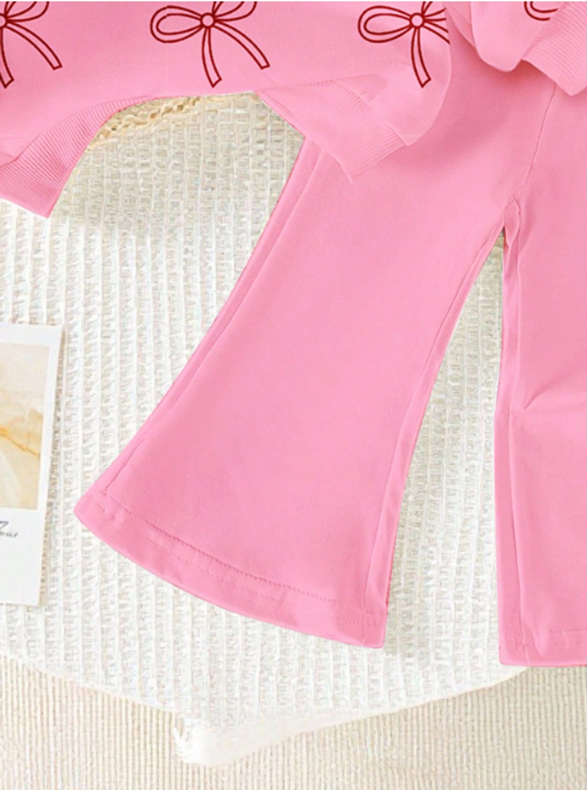 Conjunto rosa con buzo estampado - 3