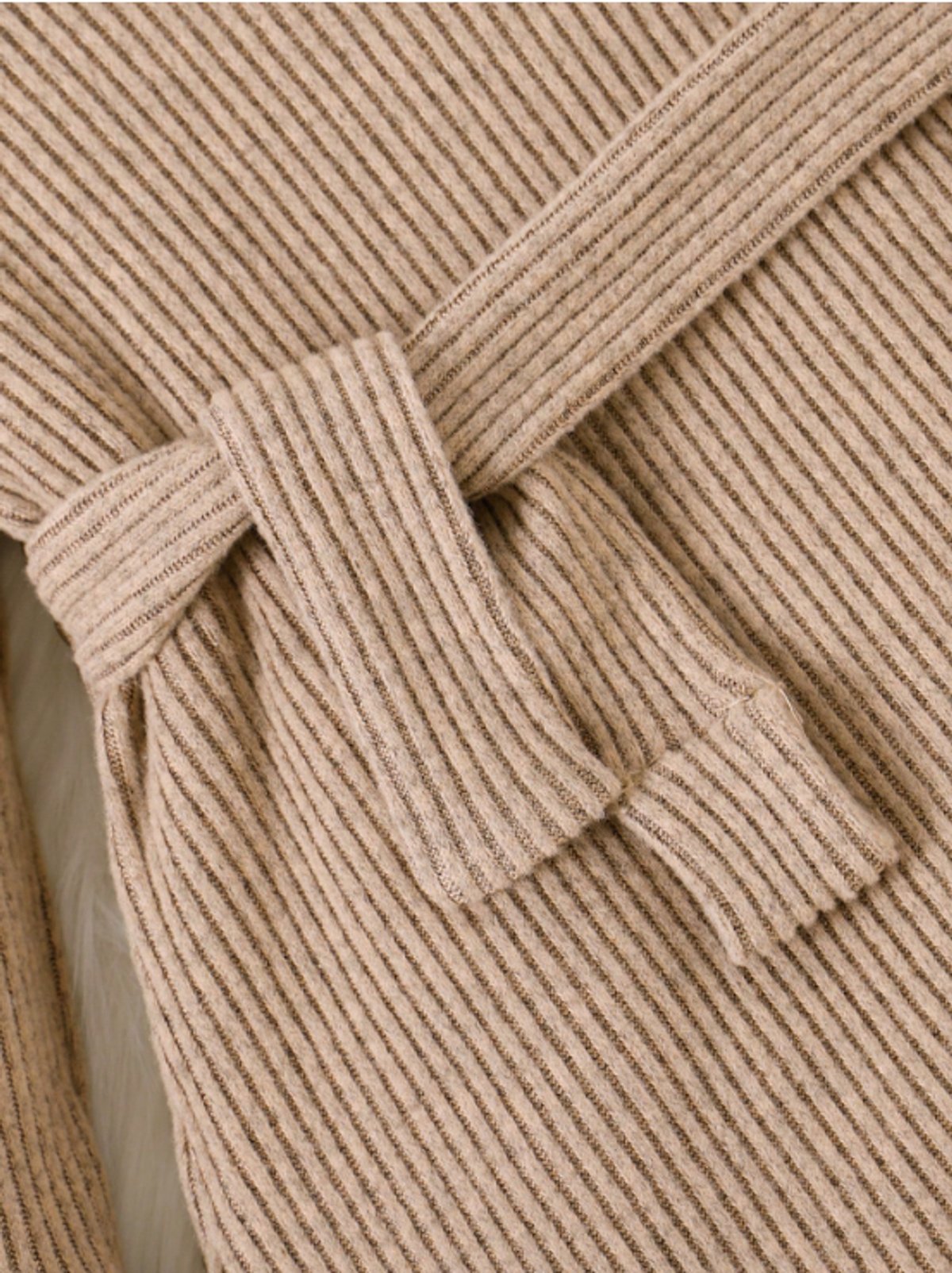 Conjunto tejido beige con blusita larga - 3