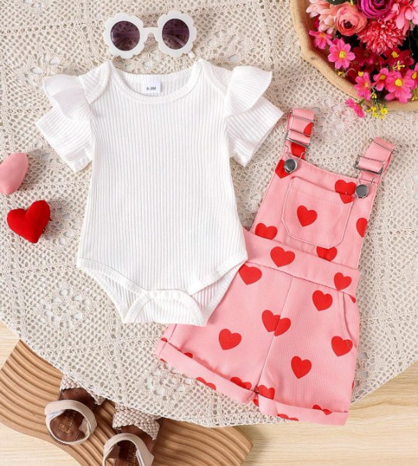 Conjunto Corazoncitos Rosa 💕
