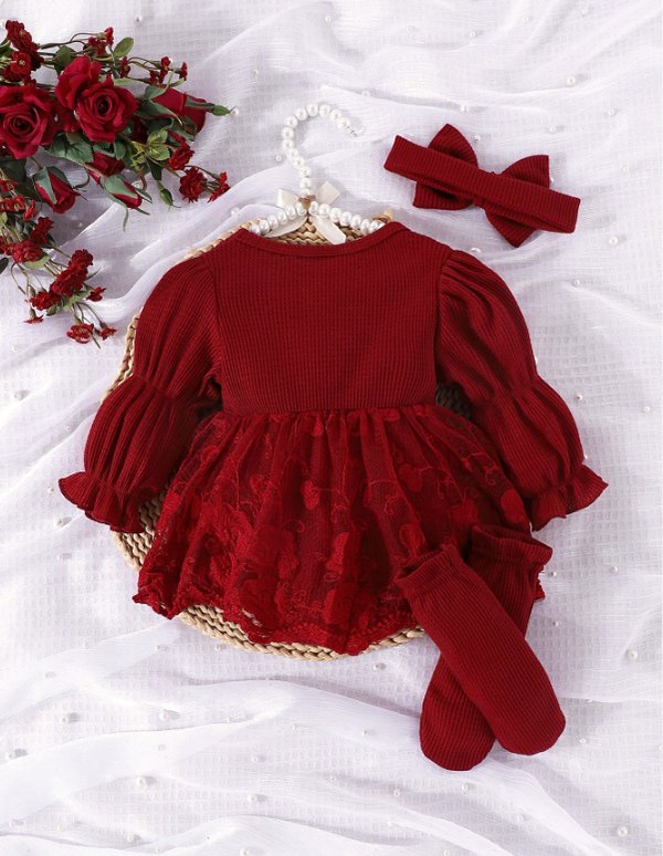 Conjunto de bebé Encanto Rubí – 3 piezas