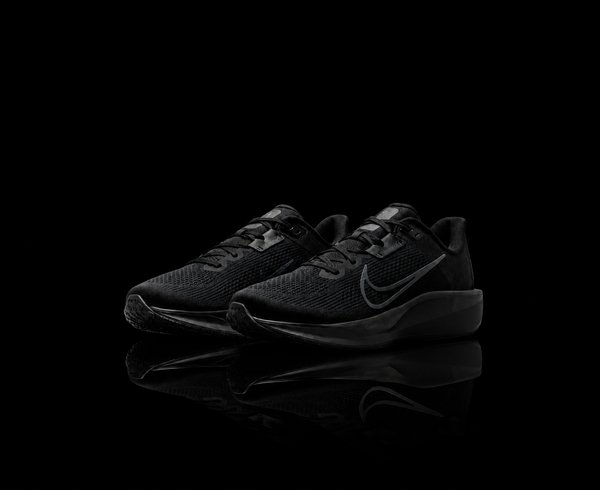 Nike Quest 6