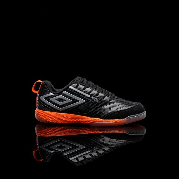 Umbro Pro 5 Bump Carbon