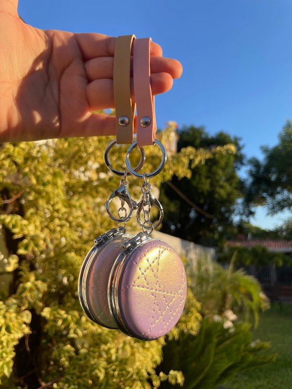 ESPEJO DOBLE+LLAVERO+CORREA💘