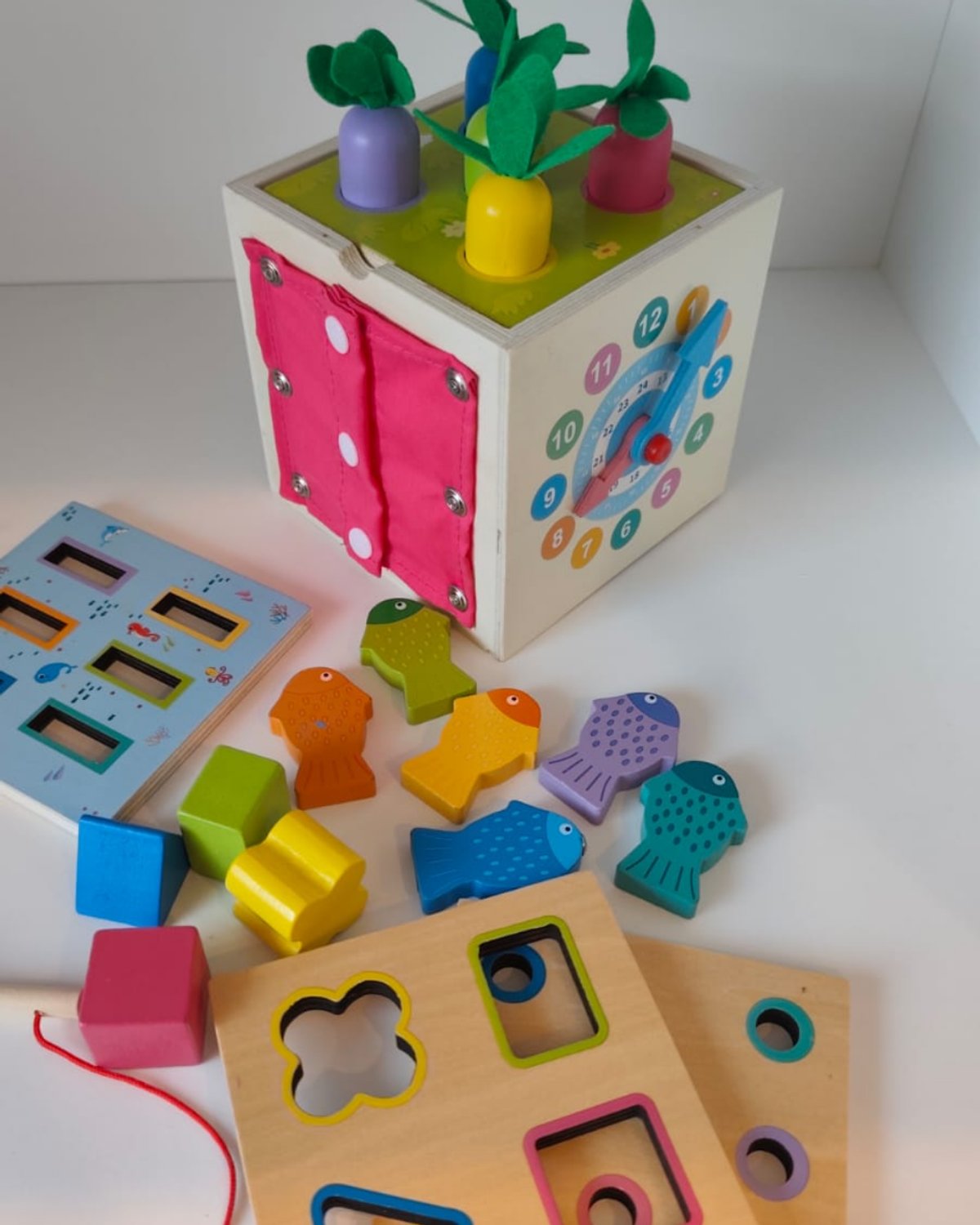 Cubo Multi Juegos Montessori - 4