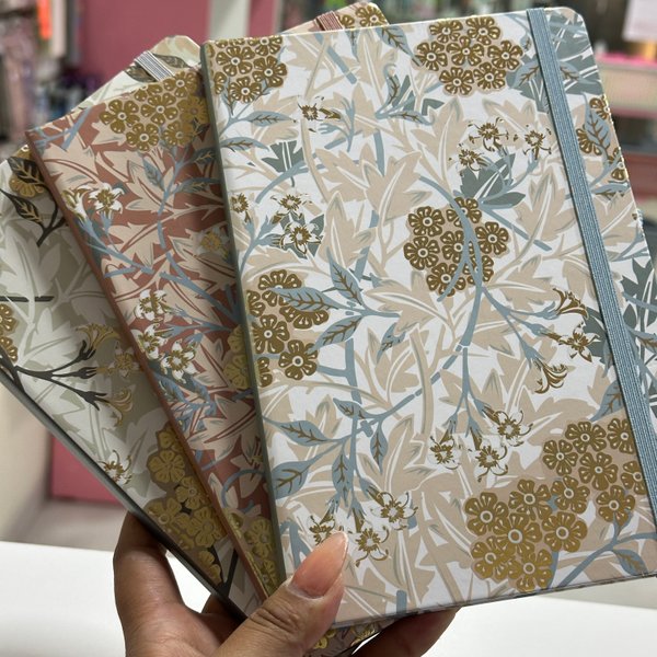 Libreta de Flores con dorado