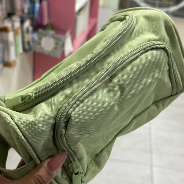 Estuchera gigante