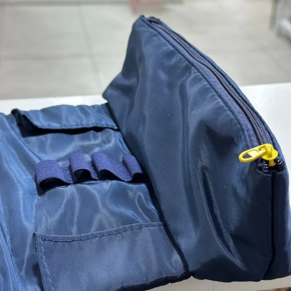 Estuchera triangular