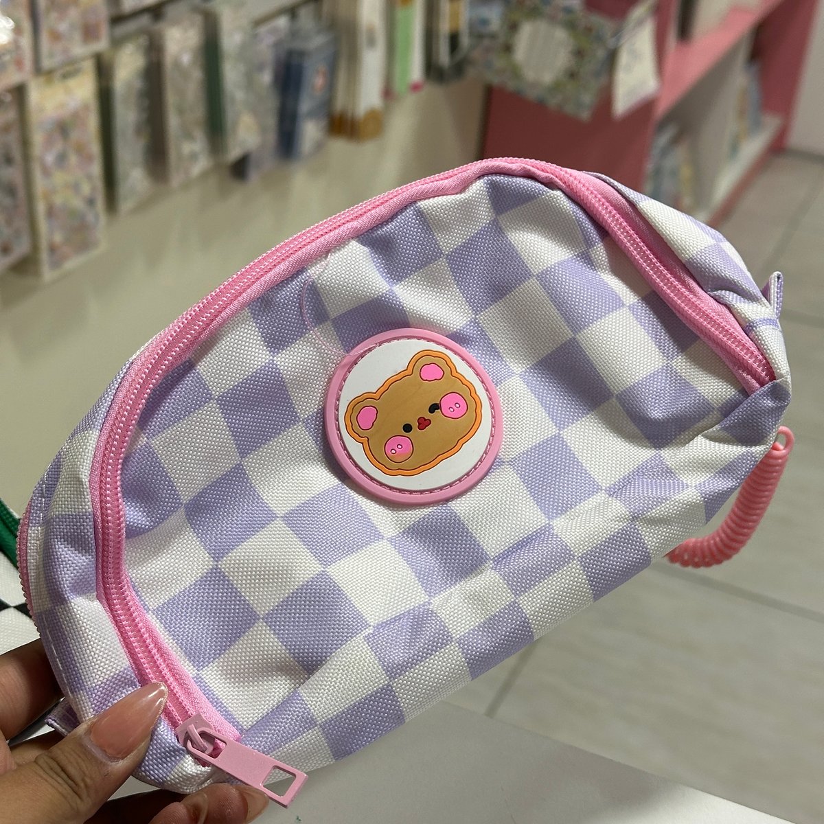 Estuchera Kawaii de cuadros - 7