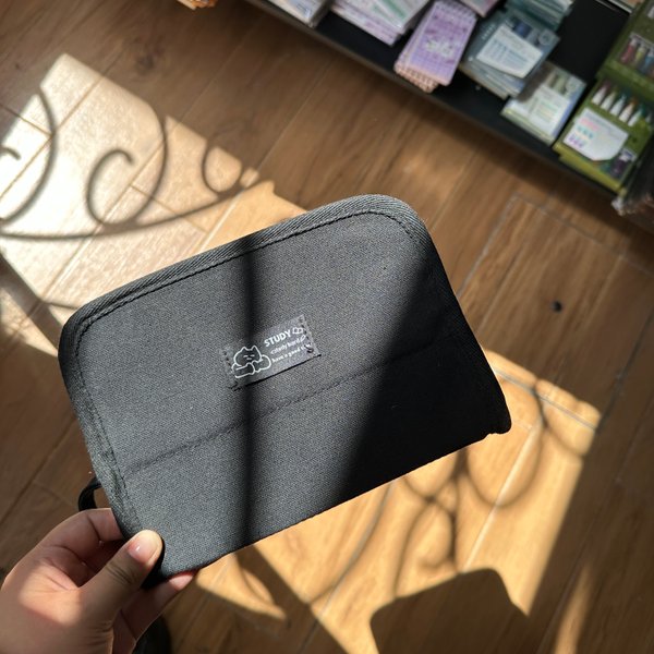 Estuche maletita