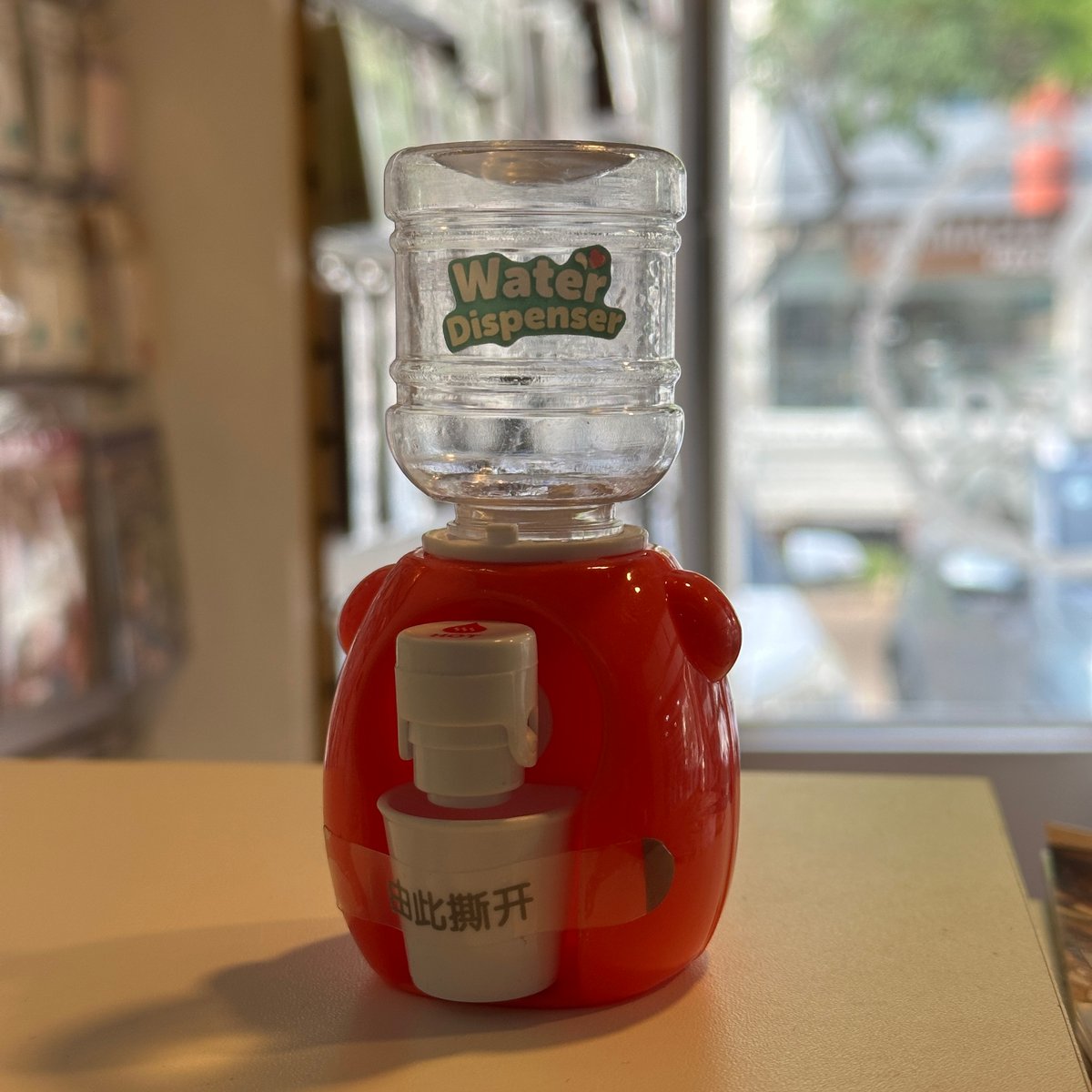 Mini Dispensador de agua  - 2