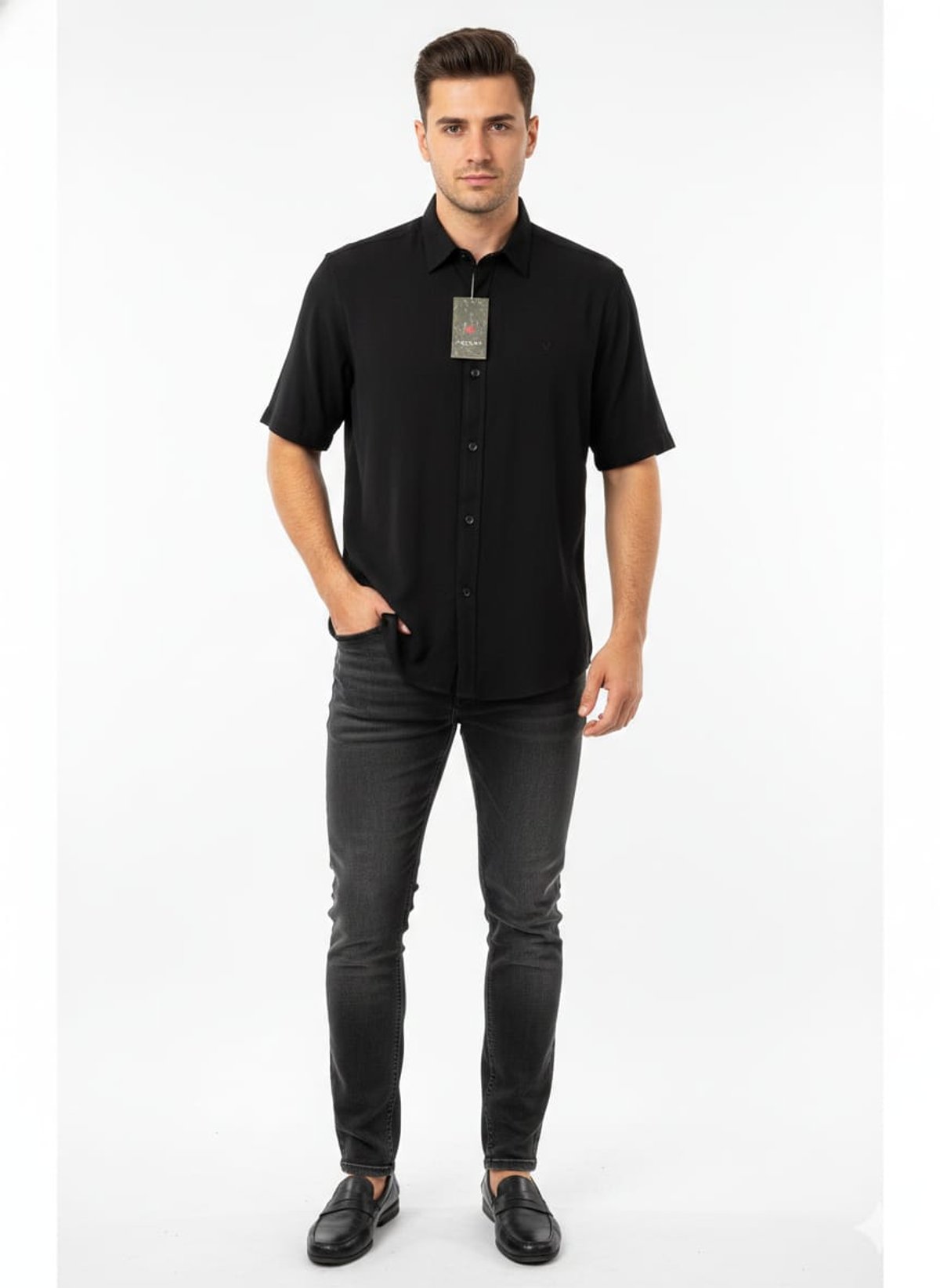 Camisa con cuello, manga corta