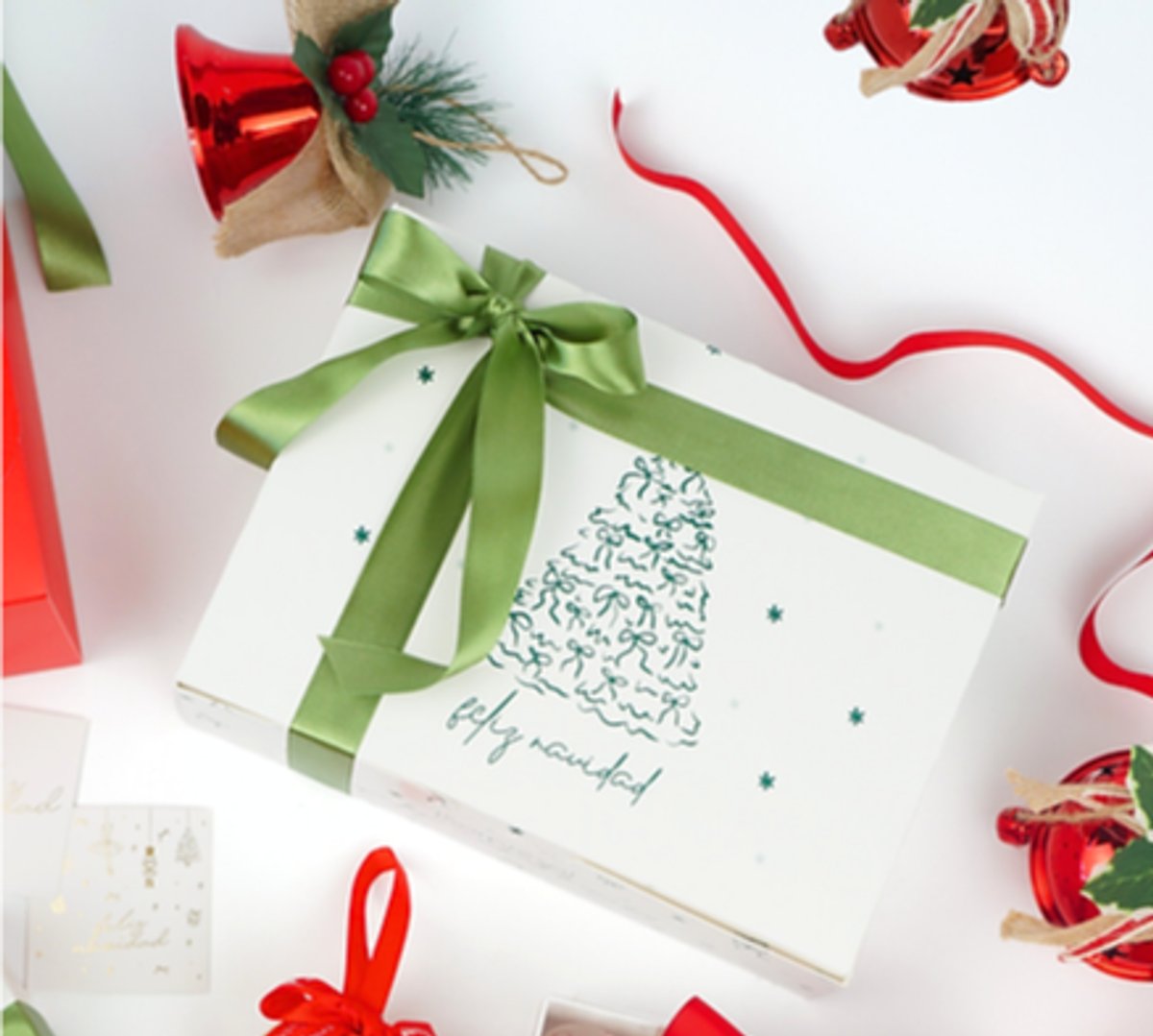 Caja navideña mediana