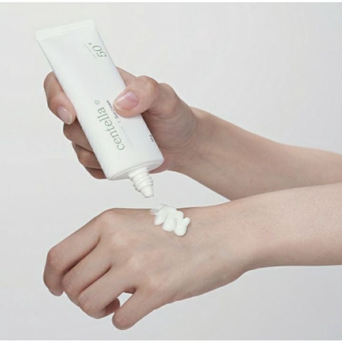 MIXSOON - Centella Sun Cream SPF50+ PA++++ 