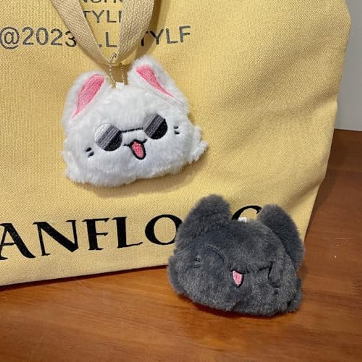 Llaveros de peluche -  Gatitos Gojo y Geto - 3